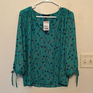 Medium Green Eclair Floral Pattern Tie Sleeve Blouse